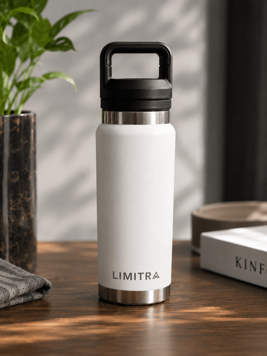 Термос бутилка LIMITRA 750 мл — Неръждаема стомана | За спорт, офис и пътуване - LIMITRA